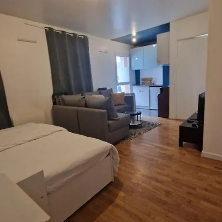 Apartment Entier Saint-denis, Stade France