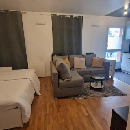 Entier Saint-denis, Stade France